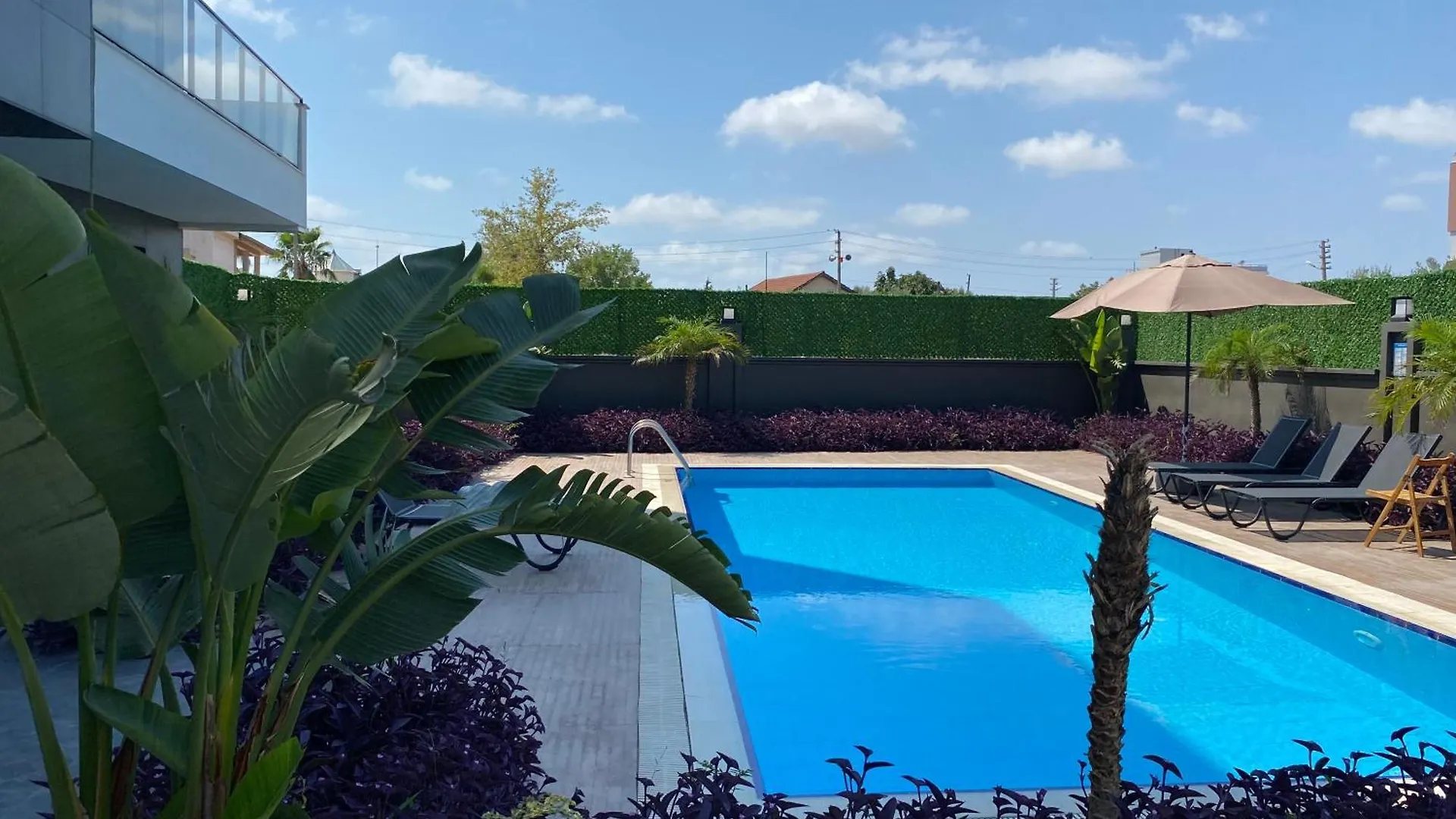 Lux 1+1 Apartment Airport View Antalya